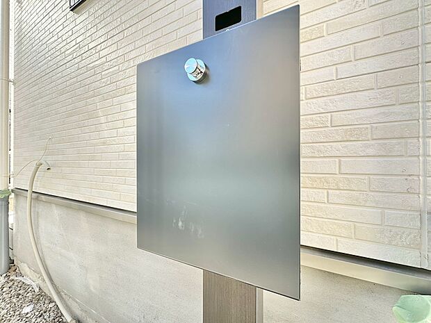 郵便物を受け取るための郵便受け。