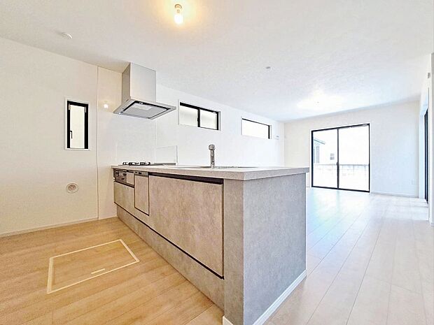 洗練されたスタイリッシュなデザイン性と使いやすさを備えた仕様。