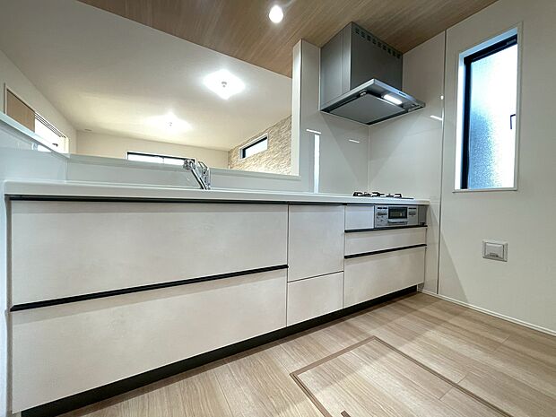 洗練されたスタイリッシュなデザイン性と使いやすさを備えた仕様。