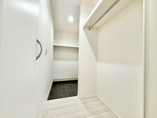 暮らし心地を大きく左右する収納を、適材適所に配置し使い勝手を考慮しました。