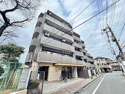 外観:資料には掲載していない情報が、現地にはたくさんあります。是非一度、現地をご確認ください。 外観:資料には掲載していない情報が、現地にはたくさんあります。是非一度、現地をご確認ください。