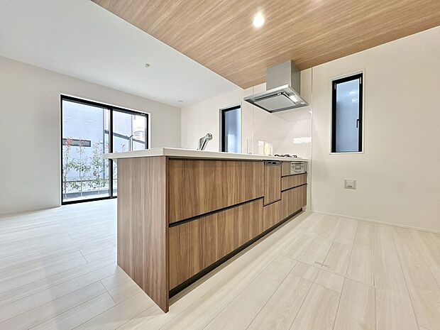 洗練されたスタイリッシュなデザイン性と使いやすさを備えた仕様。