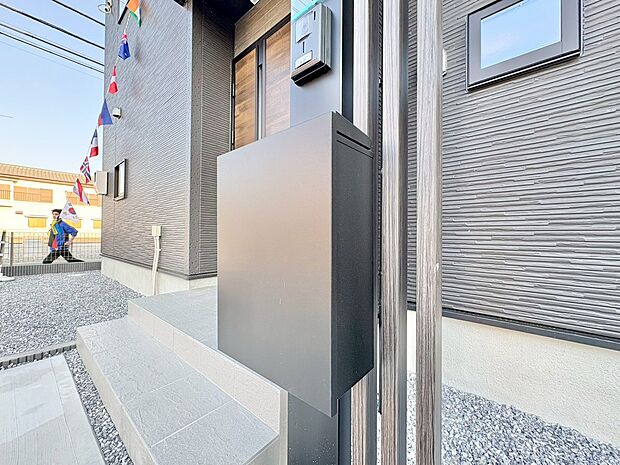 郵便物を受け取るための郵便受け。