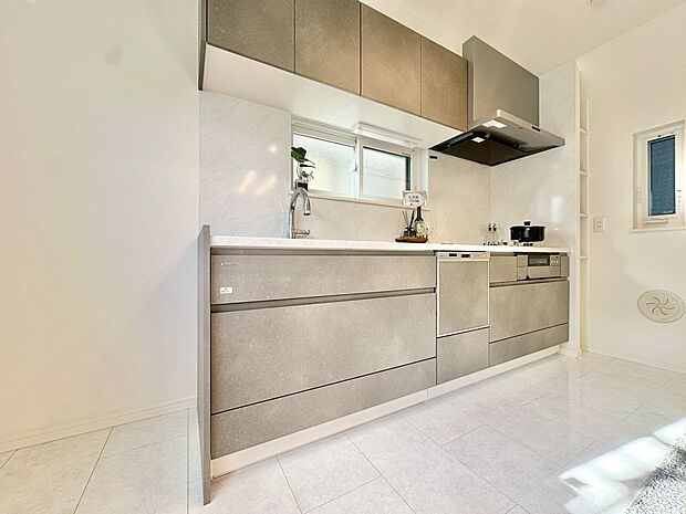 洗練されたスタイリッシュなデザイン性と使いやすさを備えた仕様。