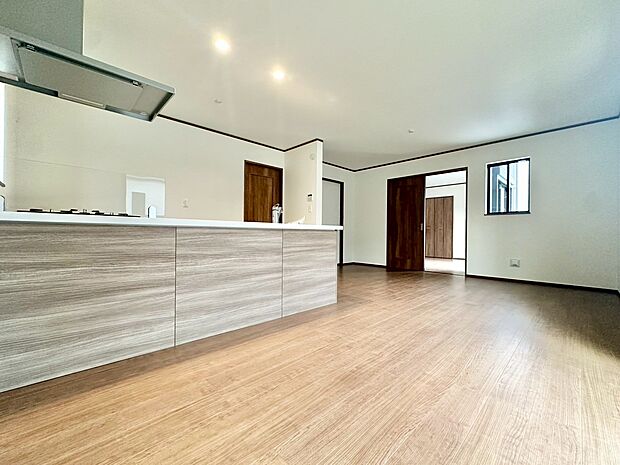 居心地の良い空気感は、暮らしのステージを彩り、心からのやすらぎと満足感を与えてくれます。