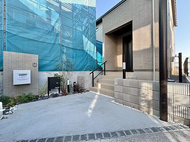 玄関を開ければ、そこは安らぎのご自宅。