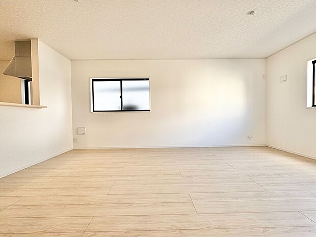 飾り過ぎないシンプルな内装と偏り過ぎないデザインで統一しました。