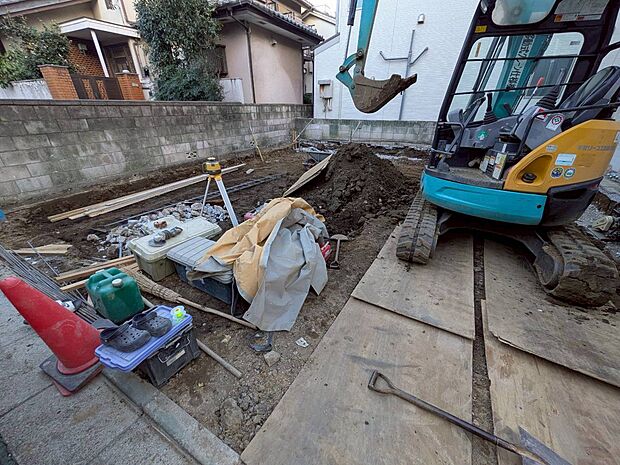 現地に足をお運びいただいた際には、周辺散策などをお勧めいたします。