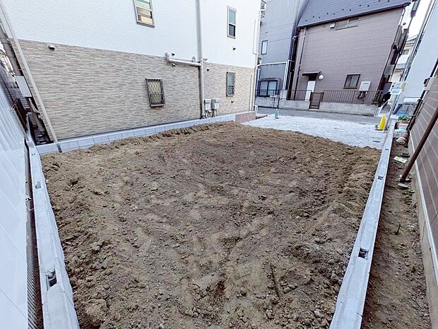 現地に足をお運びいただいた際には、周辺散策などをお勧めいたします。