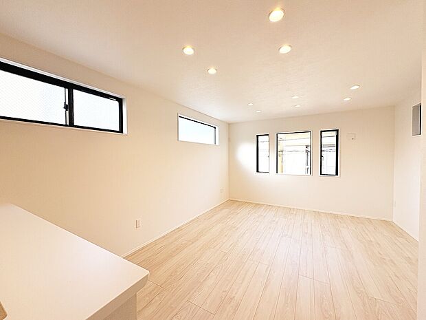 快適に過ごす毎日を求めて、暮らしの中でご自身の「マイホーム」に創り上げてください。