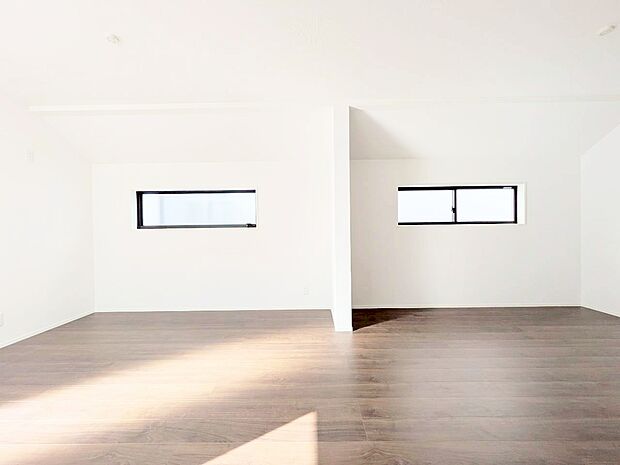 飾り過ぎないシンプルな内装と偏り過ぎないデザインで統一しました。