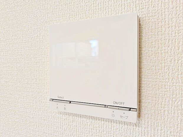 埃が立たず空気が汚れない床暖房はアレルギーが辛い方でも安心して暖まれます。