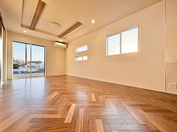 飾り過ぎないシンプルな内装と偏り過ぎないデザインで統一しました。