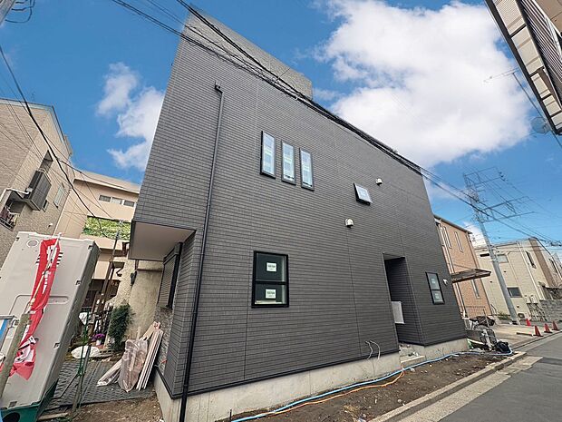 現地に足をお運びいただいた際には、周辺散策などをお勧めいたします。