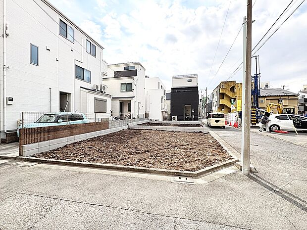 現地に足をお運びいただいた際には、周辺散策などをお勧めいたします。