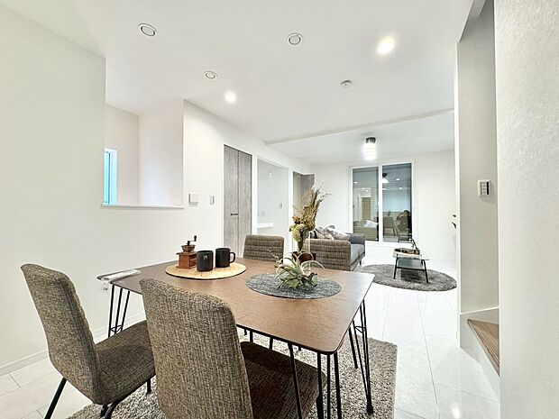 居心地の良い空気感は、暮らしのステージを彩り、心からのやすらぎと満足感を与えてくれます。