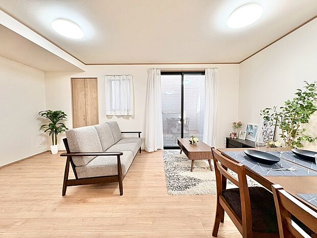 快適に過ごす毎日を求めて、暮らしの中でご自身の「マイホーム」に創り上げてください。