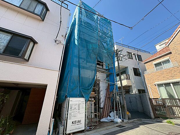 【建築中】外観の美しさだけでなくそこに住まうご家族様の心地良さを最優先しています。