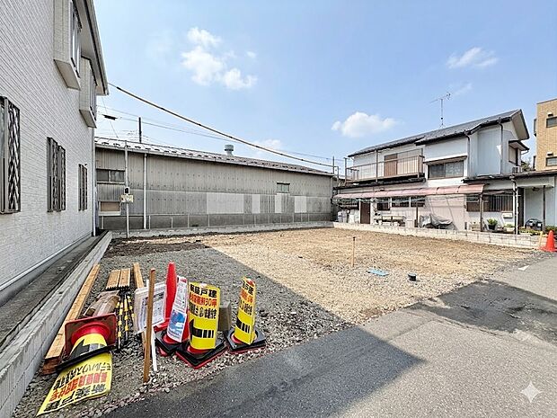 現地に足をお運びいただいた際には、周辺散策などをお勧めいたします。