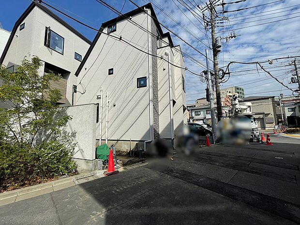 現地に足をお運びいただいた際には、周辺散策などをお勧めいたします。