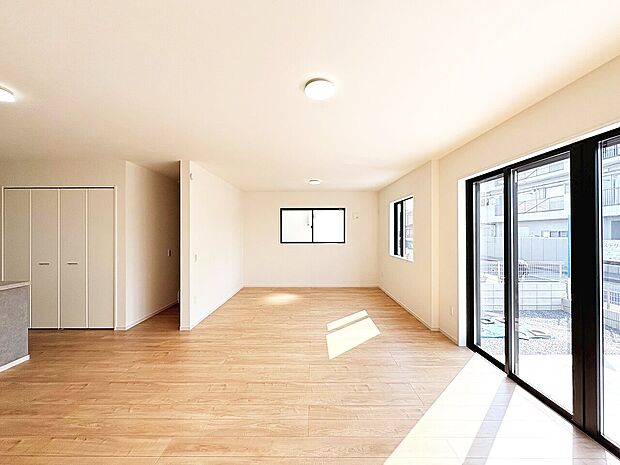 居心地の良い空気感は、暮らしのステージを彩り、心からのやすらぎと満足感を与えてくれます。