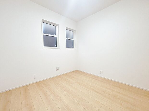 書斎にするなり、寝室するなりこの1室をどうアレンジするかを想像するだけで夢が膨らみますね。