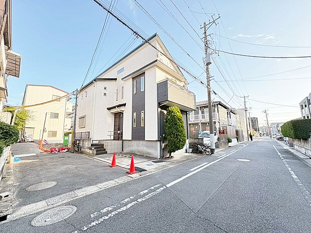 現地に足をお運びいただいた際には、周辺散策などをお勧めいたします。