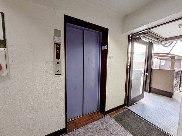 エレベーターの管理も、きちんと行き届いてます。