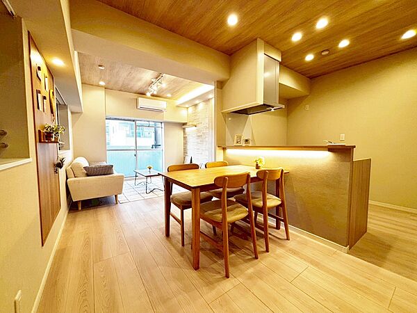 豊かな居住性と、安心感を満たすクオリティが見事に調和した住空間。