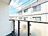 バルコニー：窓を開けると広がる青空。心をリフレッシュして日々を過ごしていきましょう。