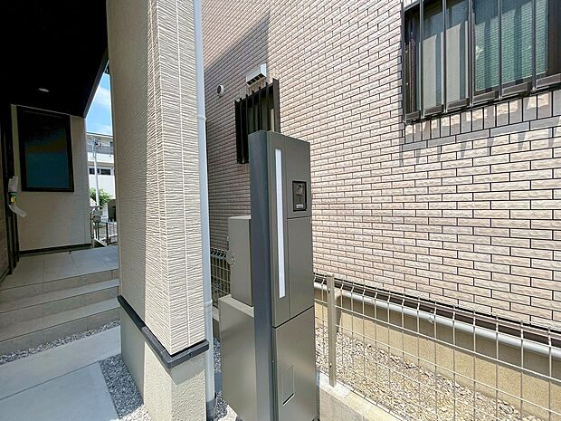 郵便物を受け取るための郵便受け。