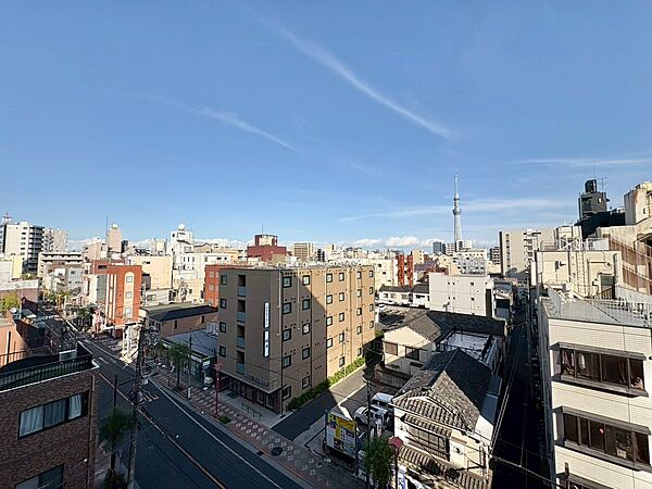 頬をなでる、優しい風を感じることが出来ます。
