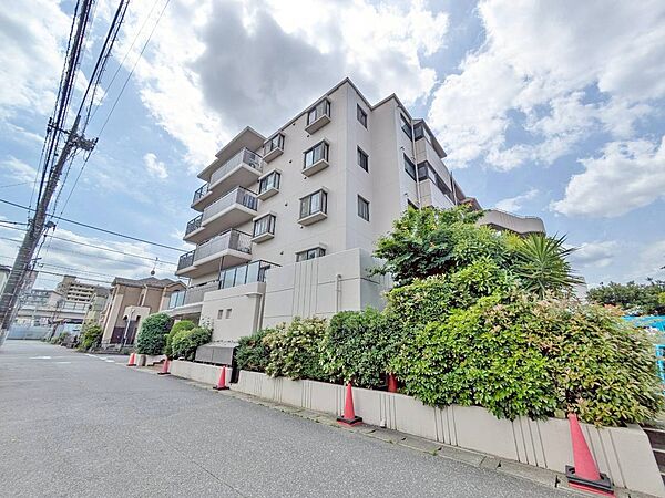 ライフプランニングからローンまで、一貫してご説明させていただきます。お気軽にお問い合わせくださいませ。