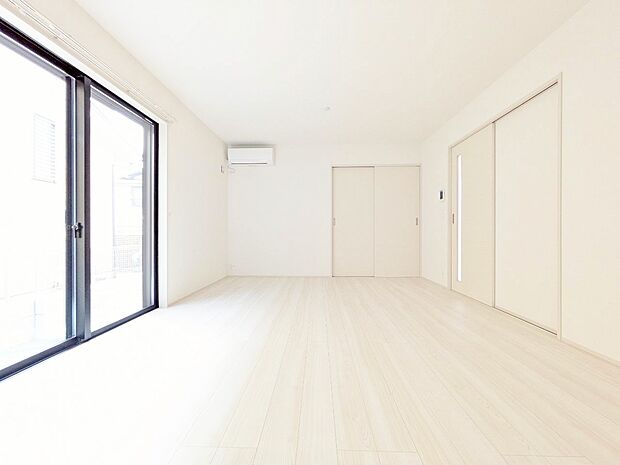 居心地の良い空気感は、暮らしのステージを彩り、心からのやすらぎと満足感を与えてくれます。