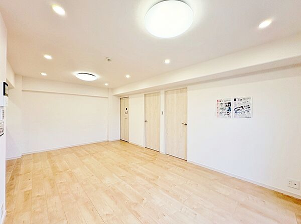 飾り過ぎないシンプルな内装と偏り過ぎないデザインで統一しました。