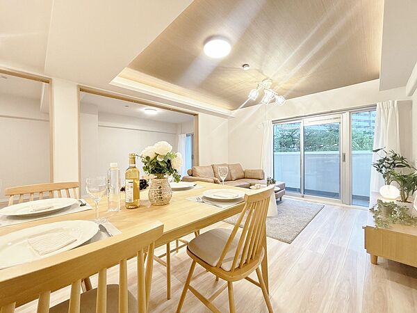 豊かな居住性と、安心感を満たすクオリティが見事に調和した住空間。