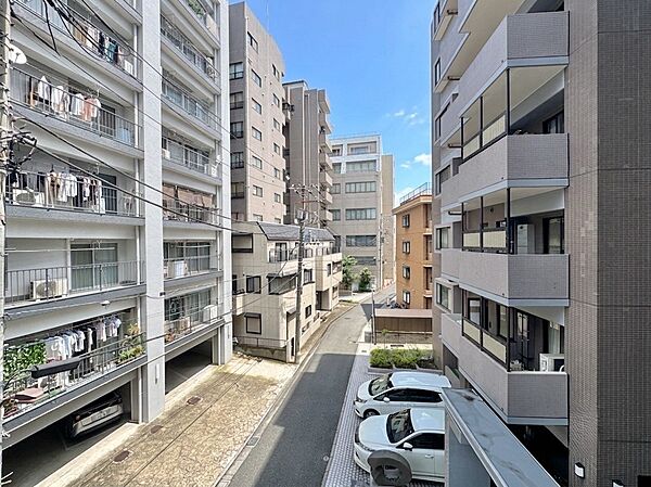 頬をなでる、優しい風を感じることが出来ます。