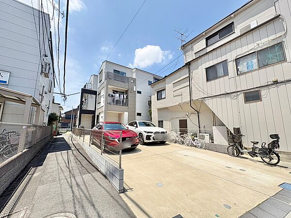 現地に足をお運びいただいた際には、周辺散策などをお勧めいたします。