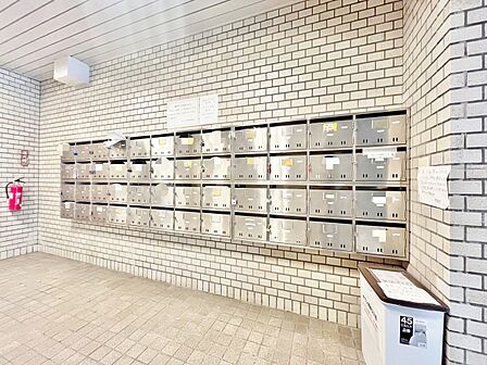 郵便物を受け取るための郵便受けも、きちんと管理されています。
