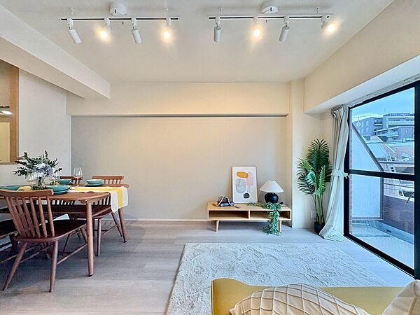 快適に過ごす毎日を求めて、暮らしの中でご自身の「マイホーム」に創り上げてください。