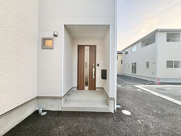 玄関を開ければ、そこは安らぎのご自宅。
