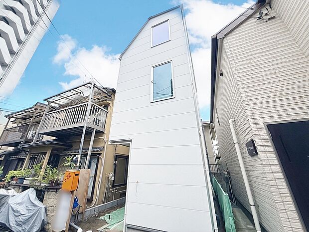 現地に足をお運びいただいた際には、周辺散策などをお勧めいたします。