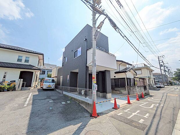 現地に足をお運びいただいた際には、周辺散策などをお勧めいたします。