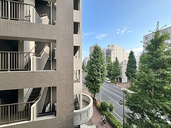頬をなでる、優しい風を感じることが出来ます。