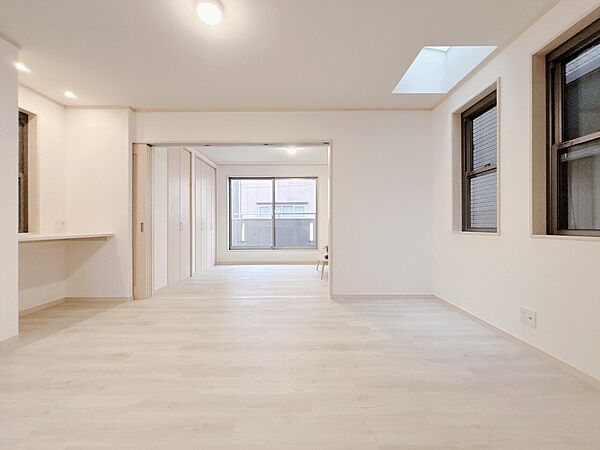 居心地の良い空気感は、暮らしのステージを彩り、心からのやすらぎと満足感を与えてくれます。