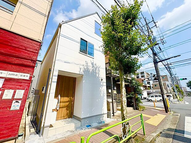 現地に足をお運びいただいた際には、周辺散策などをお勧めいたします。