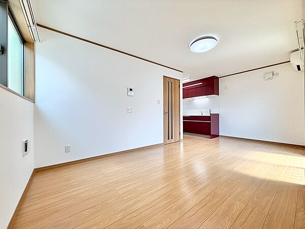 豊かな居住性と、安心感を満たすクオリティが見事に調和した住空間。
