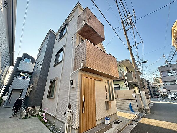 現地に足をお運びいただいた際には、周辺散策などをお勧めいたします。