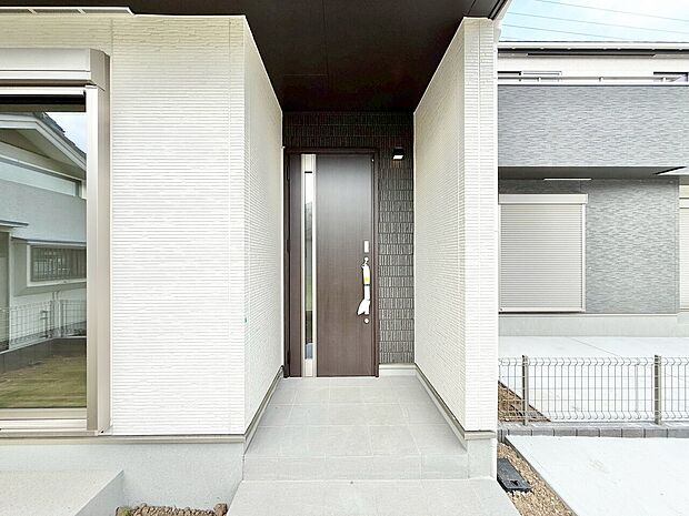 【建築中】玄関を開ければ、そこは安らぎのご自宅。