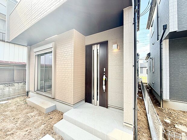 【建築中】玄関を開ければ、そこは安らぎのご自宅。